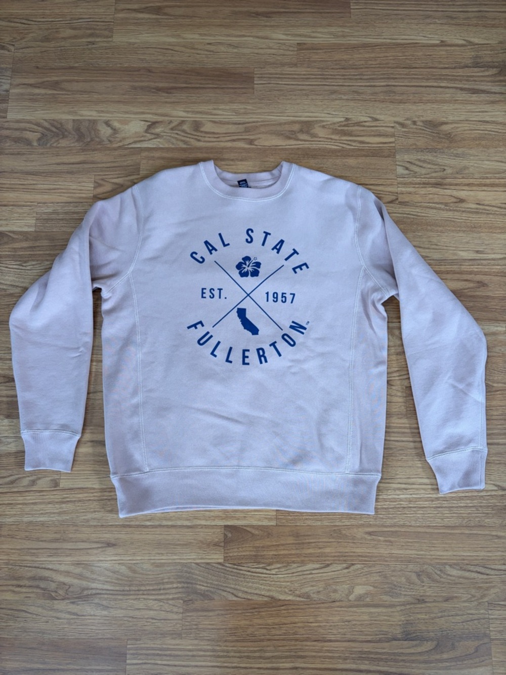 Cal State Fullerton CSUF Crewneck Sweatshirt Size Small S